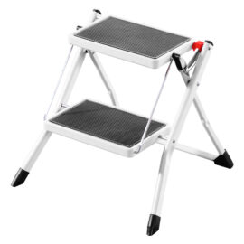 Sgabello apribile gradino con tappetino 'klose' 2 gradini - aperto cm. 49 x 48,8 x h.44,5 Kasart
