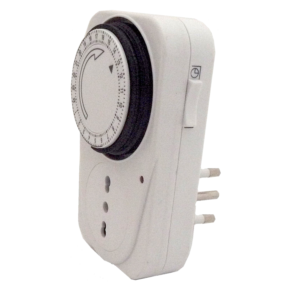 Presa temporizzata ‘giornaliera’ spina + presa 10/16a Proxe