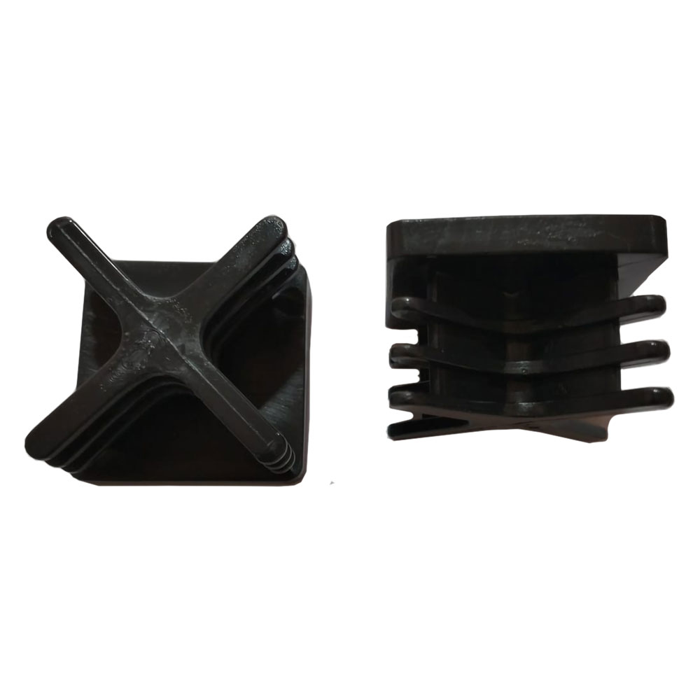 Puntale quadro alettato mm 100 x 100 Senza marca